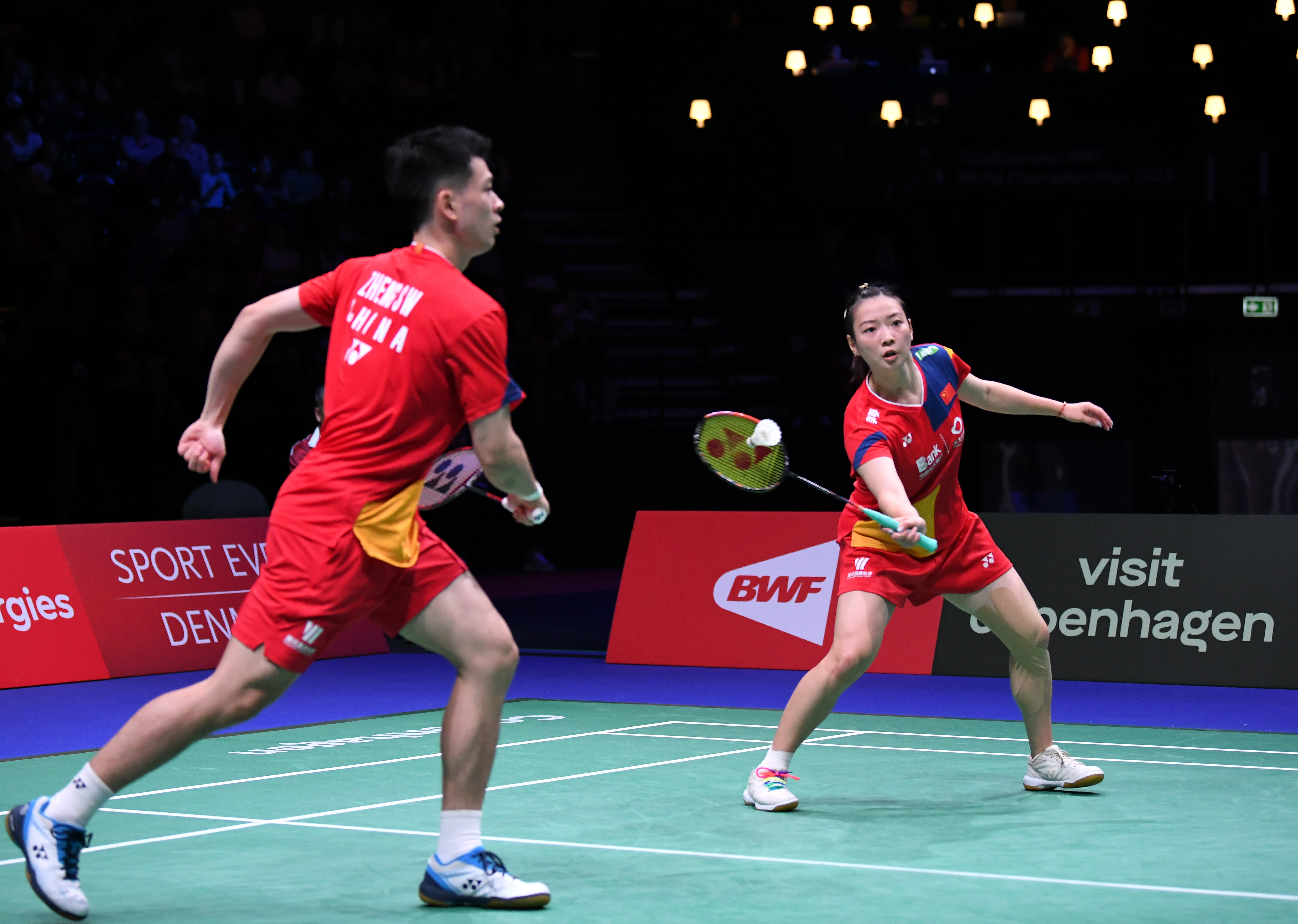 来自全球不 来自全球不